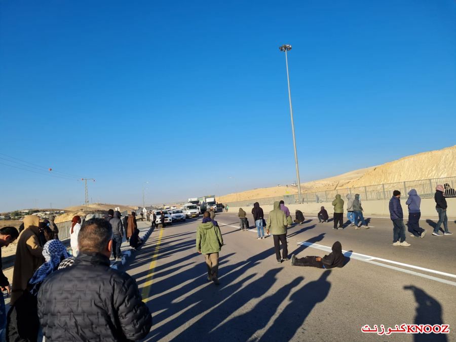 وفقة احتجاجية على مفرق سعوة بالنقب